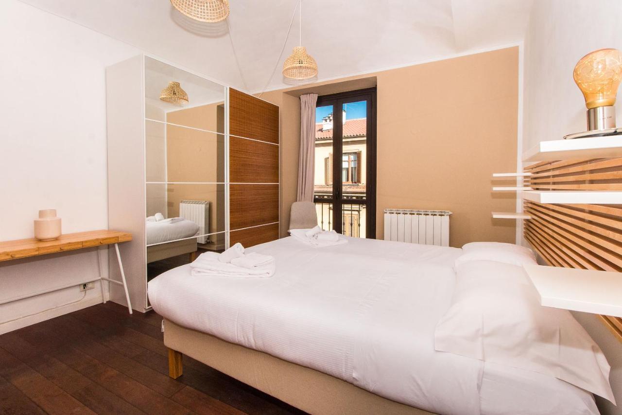 Colorful Statuto Square Design Apart Apartman Torino Kültér fotó