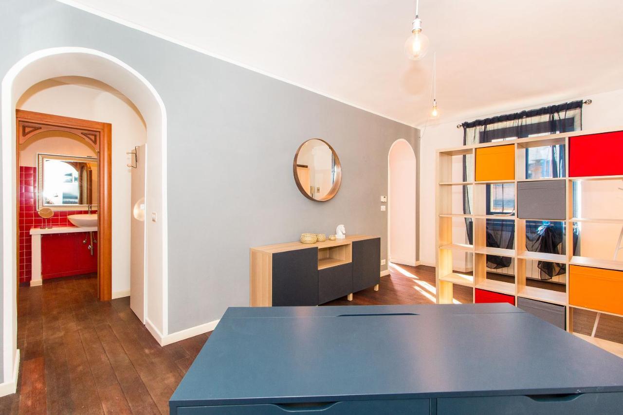 Colorful Statuto Square Design Apart Apartman Torino Kültér fotó