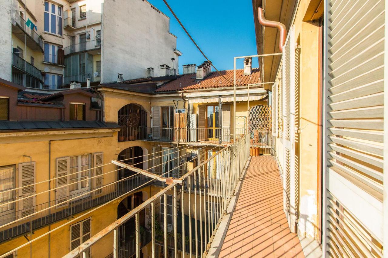 Colorful Statuto Square Design Apart Apartman Torino Kültér fotó